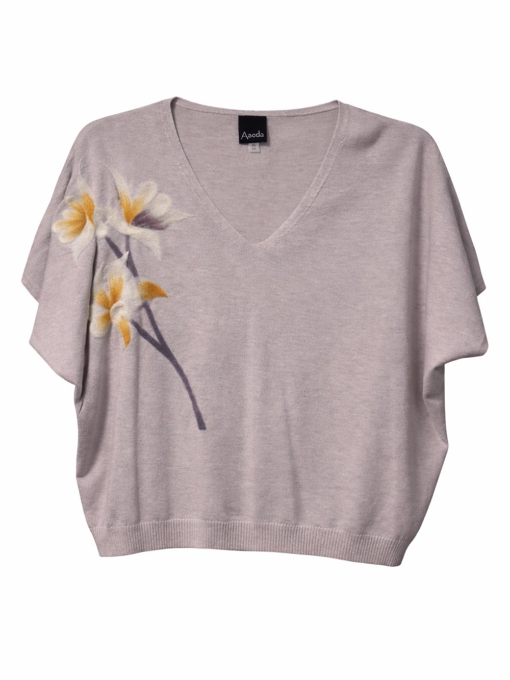 Aaeda Women’s XL Soft Gray Floral Appliqué Dolman Sleeve Top